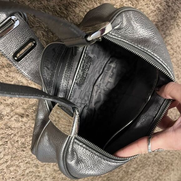 Michael Kors purse - Picture 13 of 14